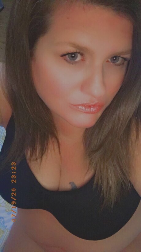 Naakte gelekte OnlyFans-foto van Naughtyg