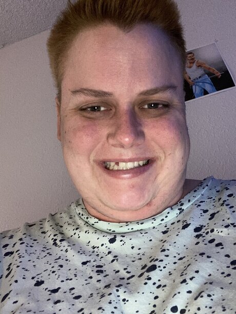 Naakte gelekte OnlyFans-foto van Shawnanddaddybear
