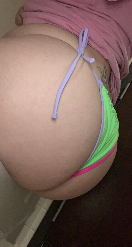 Naakte gelekte OnlyFans-foto van Madison 