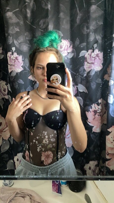 Naakte gelekte OnlyFans-foto van 