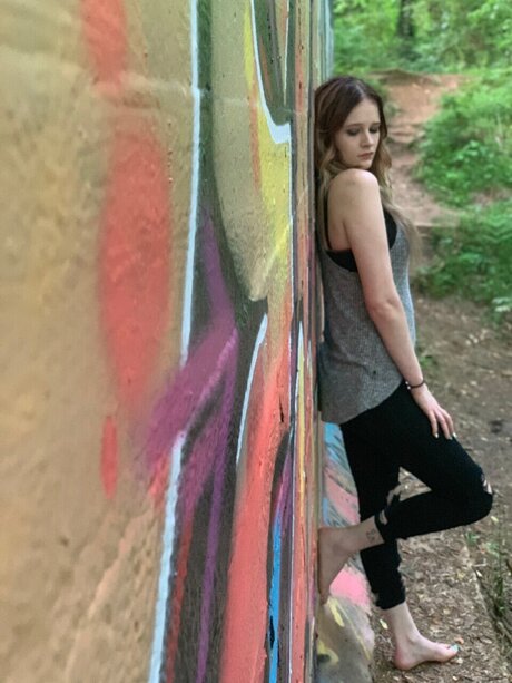 Naakte gelekte OnlyFans-foto van Rayne
