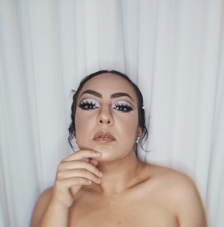 Naakte gelekte OnlyFans-foto van Dangerousbabyhoney