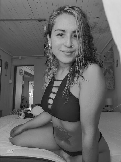 Naakte gelekte OnlyFans-foto van Maypaz