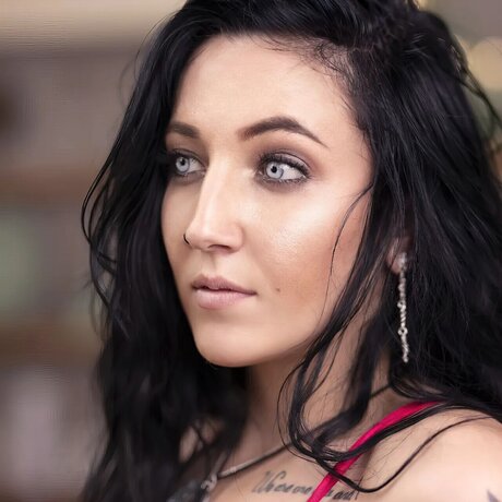 Naakte gelekte OnlyFans-foto van Misty Nz