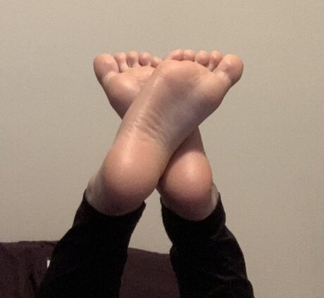 Naakte gelekte OnlyFans-foto van Lia