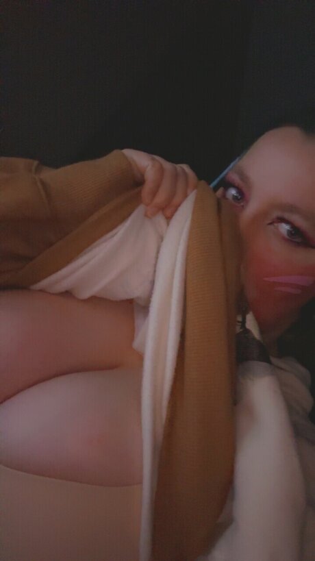 Naakte gelekte OnlyFans-foto van Holly