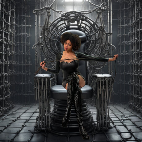 Naakte gelekte OnlyFans-foto van Goddess Sasha