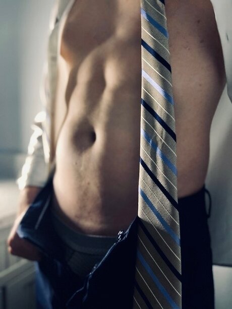 Naakte gelekte OnlyFans-foto van Zane Rider