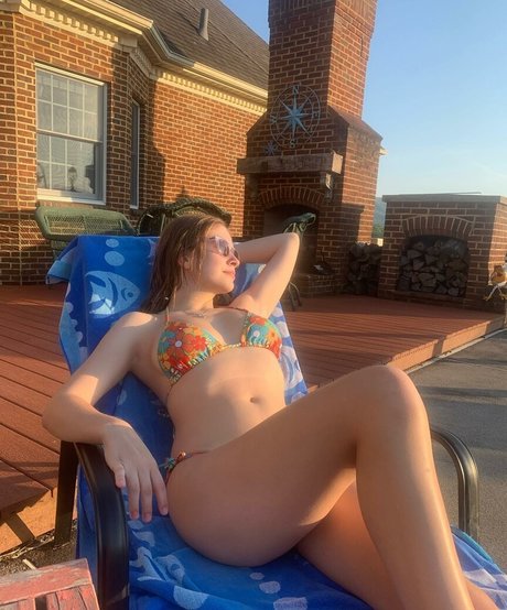 Naakte gelekte OnlyFans-foto van Baleighx