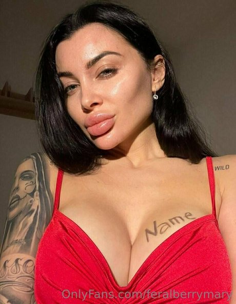 Naakte gelekte OnlyFans-foto van Unholymary