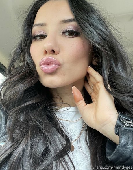 Maandymore