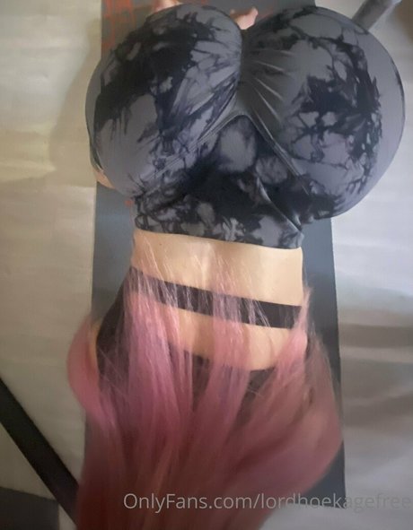Naakte gelekte OnlyFans-foto van Lordhoekagefree