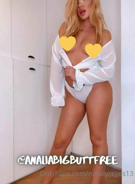 Huge Tits Nataly