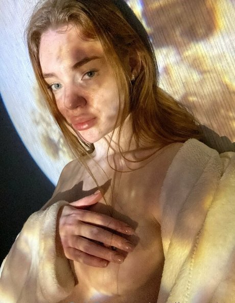 Naakte gelekte OnlyFans-foto van Camilanaughty