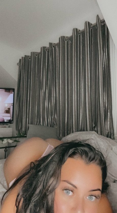 Khloe38kk