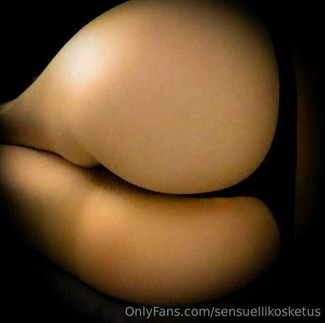 Naakte gelekte OnlyFans-foto van Sensuellikosketus