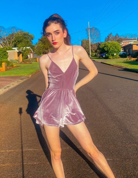 Naakte gelekte OnlyFans-foto van Venus Moorez