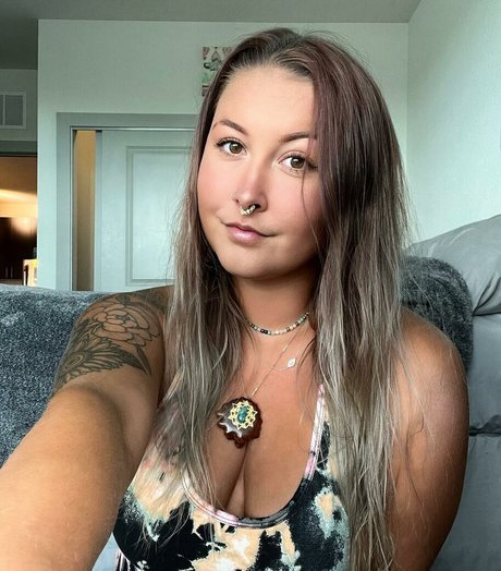Scarlett Jade