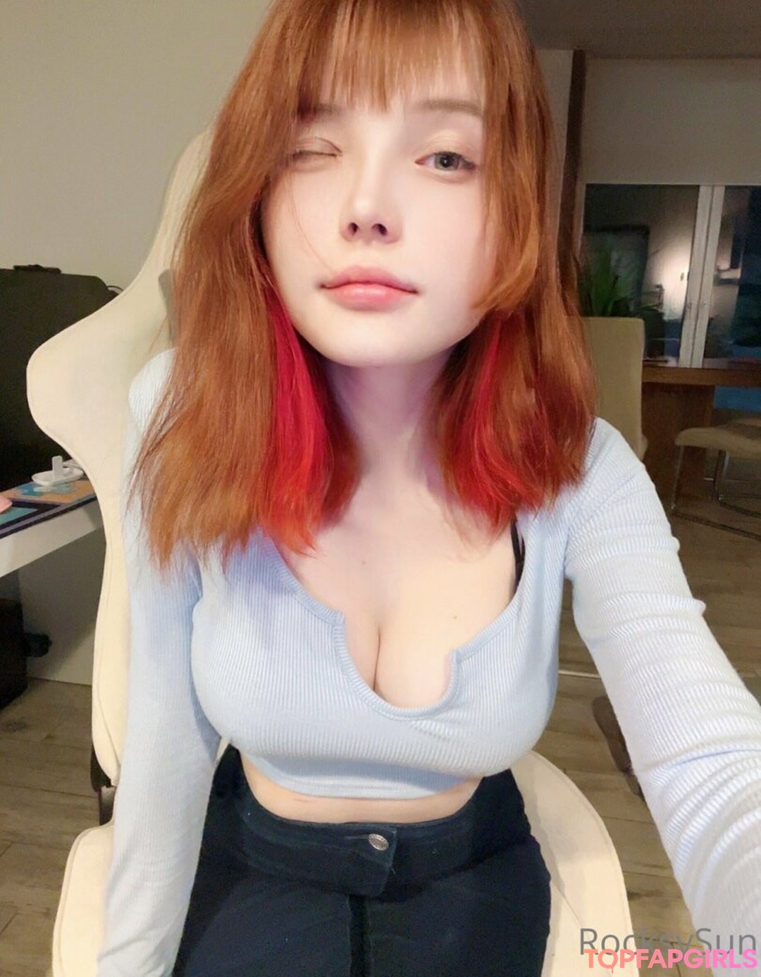 Naakte gelekte OnlyFans-foto van Alisapikapika #96 Naakte gelekte OnlyFans-foto van Alisapikapika #96