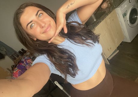 Naakte gelekte OnlyFans-foto van Crazybritishoe