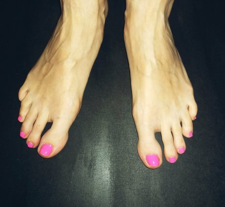 Clarita.feet