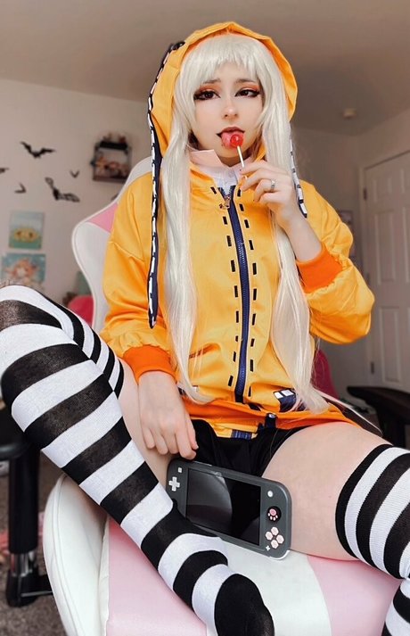 Naakte gelekte OnlyFans-foto van Hopeypokey