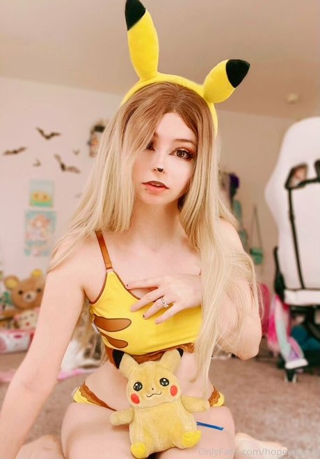 Naakte gelekte OnlyFans-foto van Hopeypokey