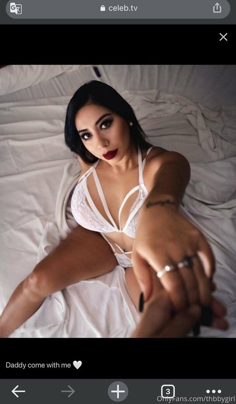 Naakte gelekte OnlyFans-foto van Thbabyambarr