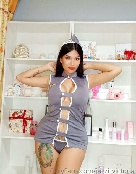 Naakte gelekte OnlyFans-foto van Jazzivictoria
