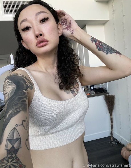 Naakte gelekte OnlyFans-foto van Billie Beaumont