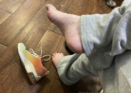 Naakte gelekte OnlyFans-foto van Pictureimperfect