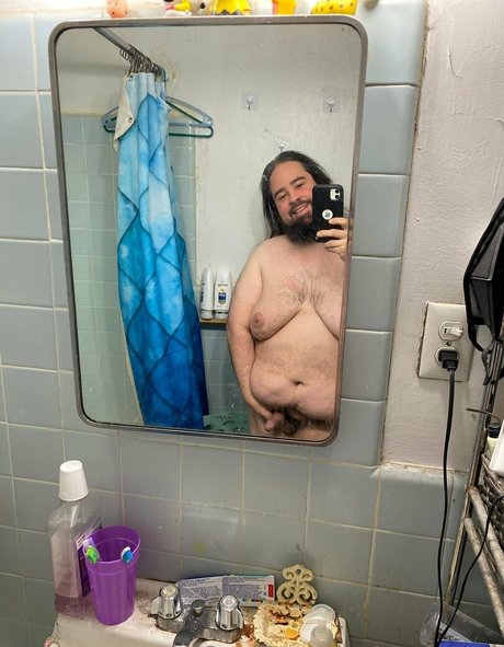 Naakte gelekte OnlyFans-foto van Samcrowe