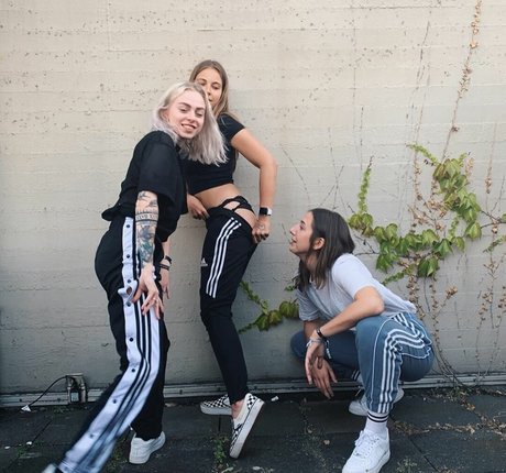 Naakte gelekte OnlyFans-foto van Melina Sophie