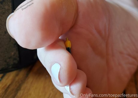 Toepazfeetures