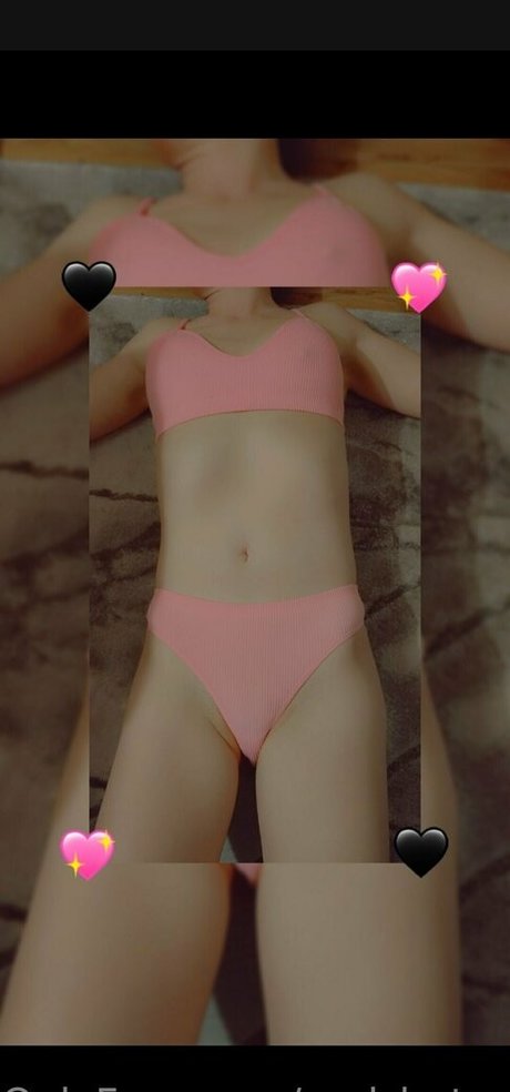 Naakte gelekte OnlyFans-foto van Hot1989mom
