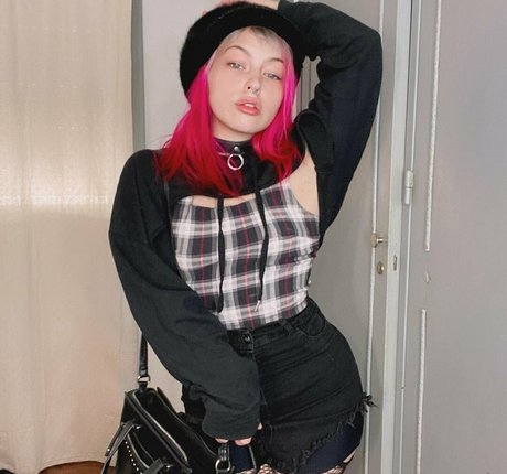 Naakte gelekte OnlyFans-foto van Lamoonnsfw