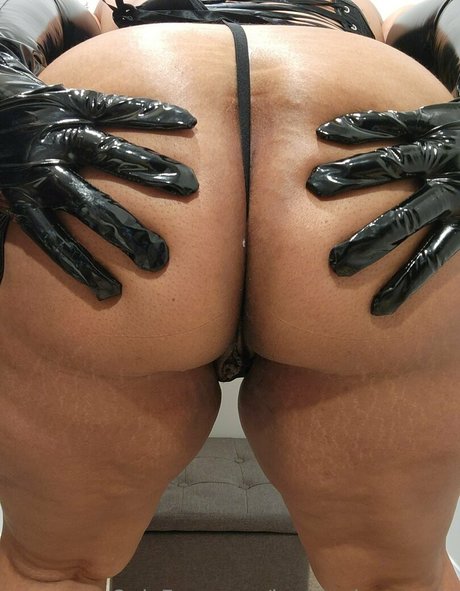 Lucycashmerevip