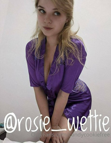 Naakte gelekte OnlyFans-foto van Candycookiefree