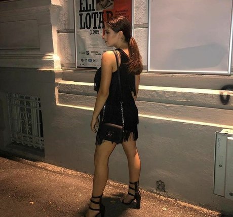Naakte gelekte OnlyFans-foto van Pasenciuckarina