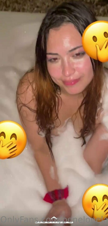 Naakte gelekte OnlyFans-foto van Penelopeland