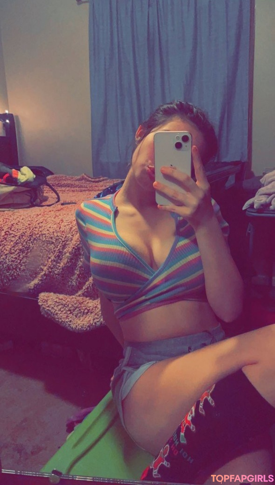 Naakte gelekte OnlyFans-foto van Savannah #2 Naakte gelekte OnlyFans-foto van Savannah #2