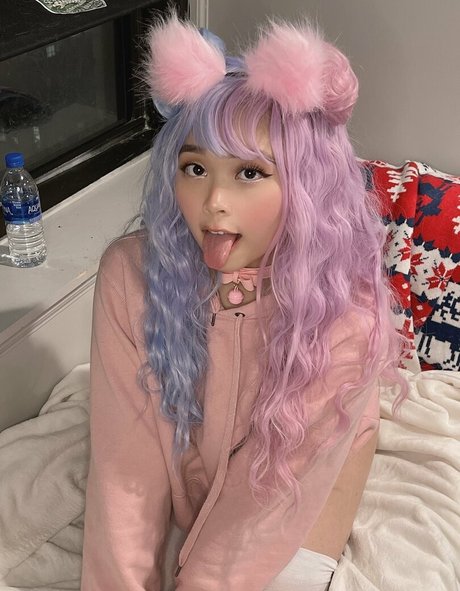Naakte gelekte OnlyFans-foto van Ambiyah