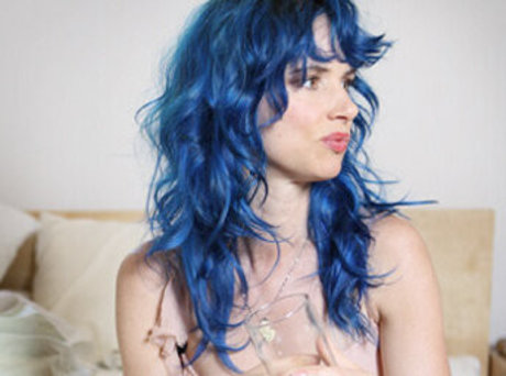 Naakte gelekte OnlyFans-foto van Juliette Lewis
