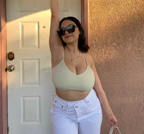 Naakte gelekte OnlyFans-foto van Wendy Chavez