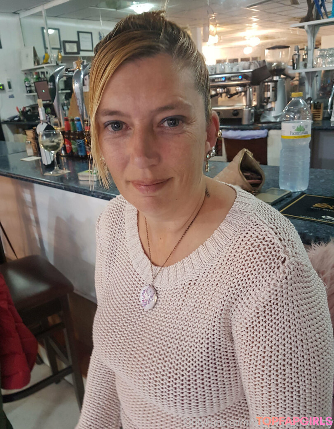 Naakte gelekte OnlyFans-foto van Wetnaughtykitty #274 Naakte gelekte OnlyFans-foto van Wetnaughtykitty #274