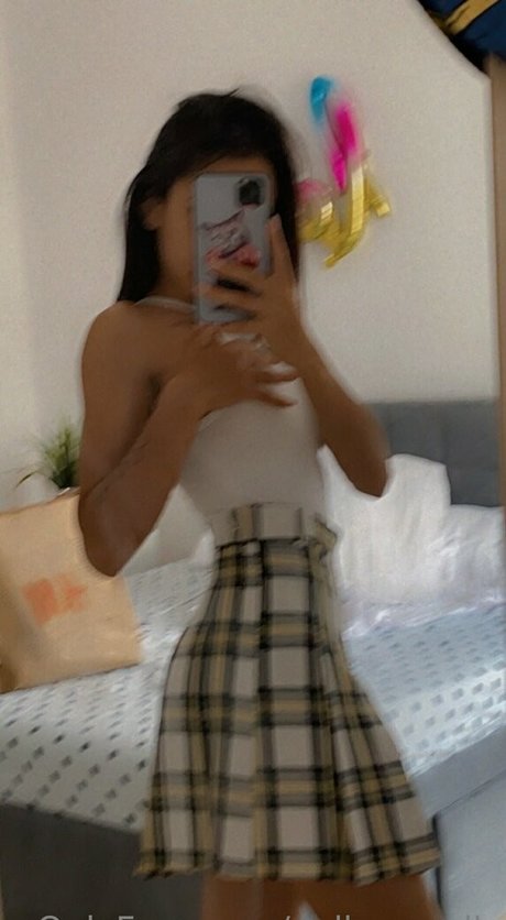Naakte gelekte OnlyFans-foto van Pollysmalls