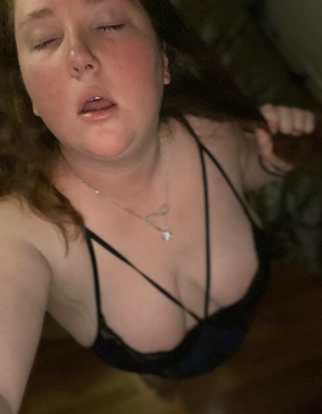 Naakte gelekte OnlyFans-foto van Sarahgirl25