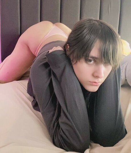 Naakte gelekte OnlyFans-foto van Bunnygirl Emma