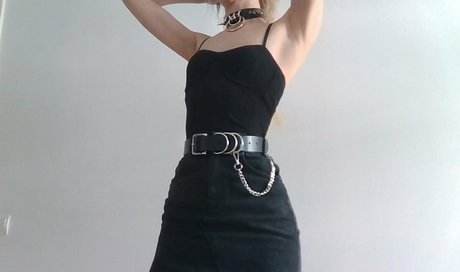 Naakte gelekte OnlyFans-foto van Proudsinner