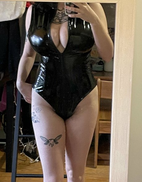 Lilkittymoon1
